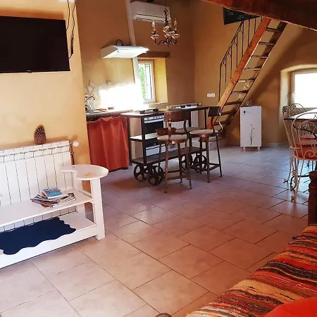 Ferienhaus Small Village House, Bright And Quiet *
